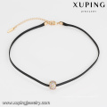 43812 Épais anneau pavé zircon coloré pendentif en cuir collier mode femmes en cuir choker